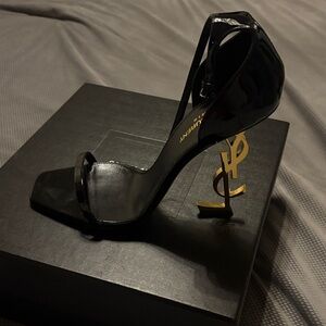 Yves Saint Laurent Glossy Black Heels with Gold Monogram